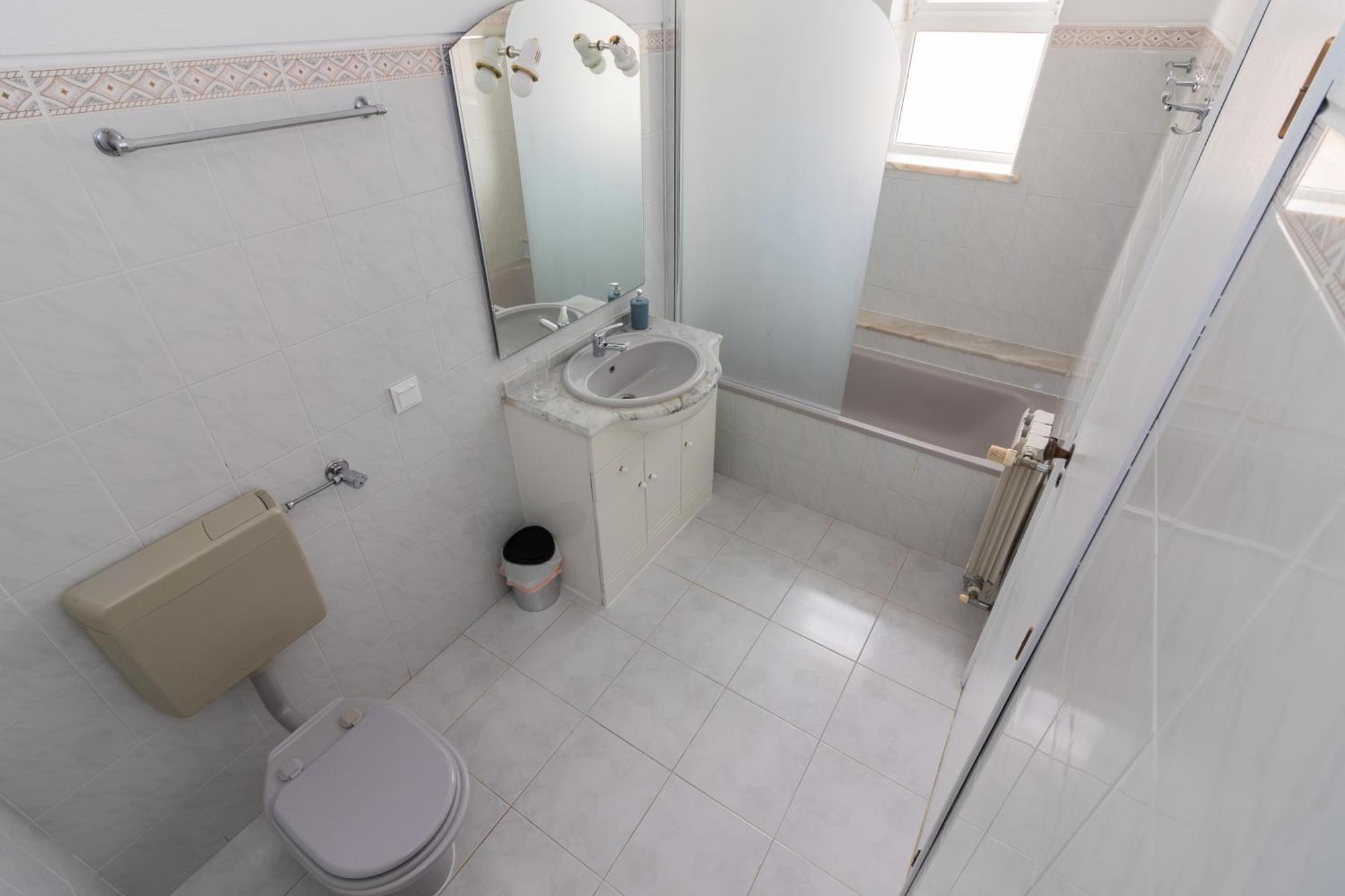 Bb Dona Ana Bed & Breakfast Lagos Exterior photo