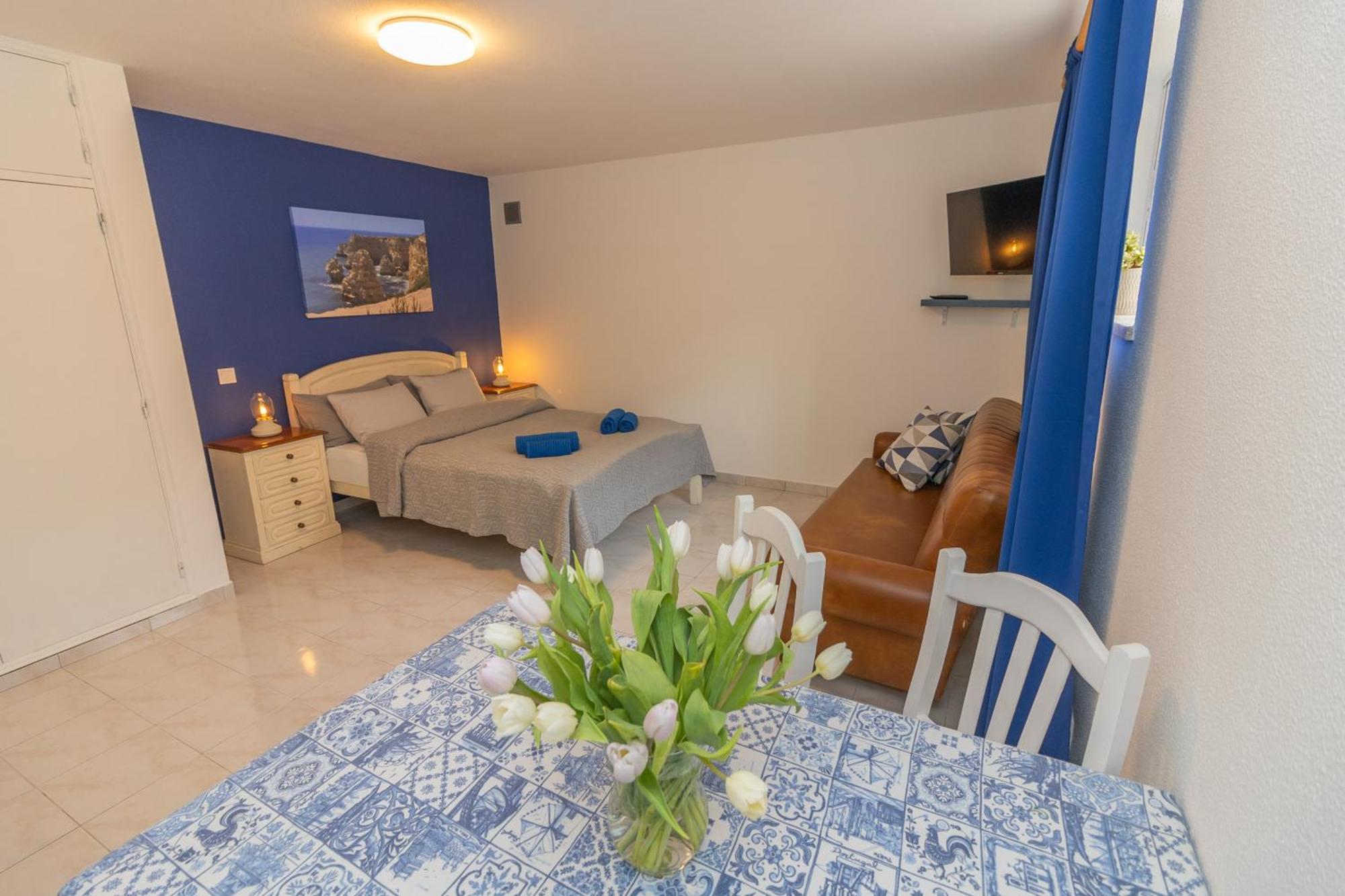 Bb Dona Ana Bed & Breakfast Lagos Exterior photo