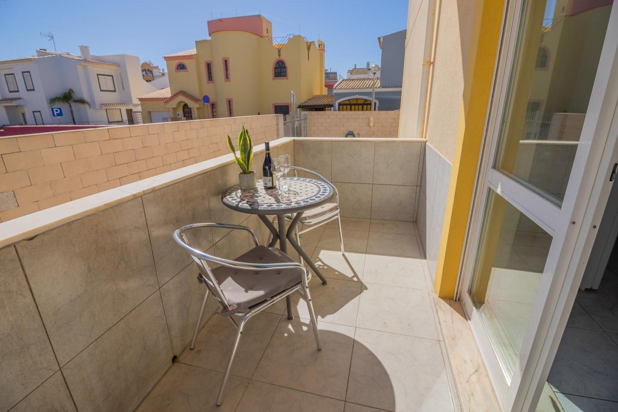 Bb Dona Ana Bed & Breakfast Lagos Exterior photo