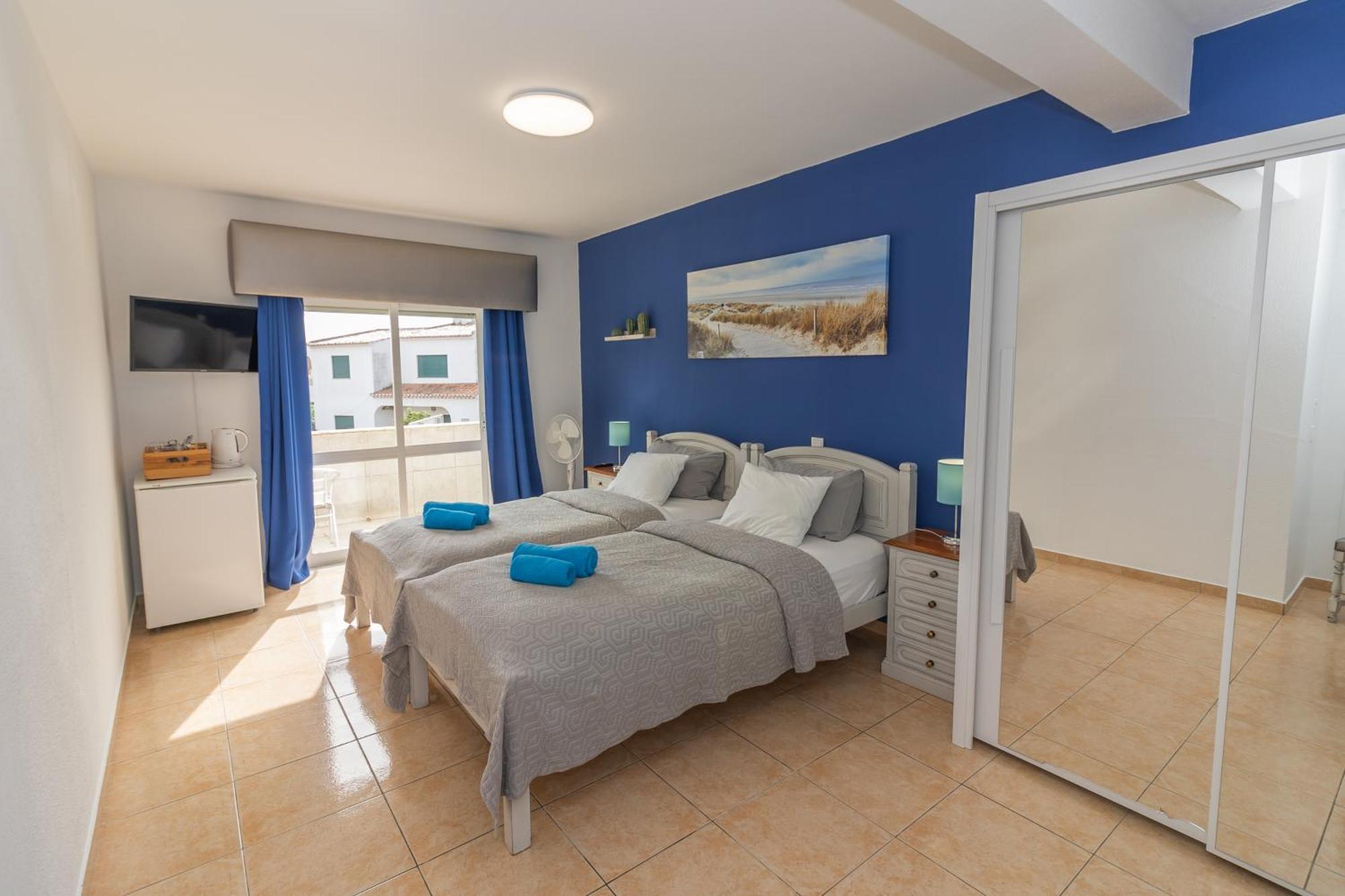 Bb Dona Ana Bed & Breakfast Lagos Exterior photo