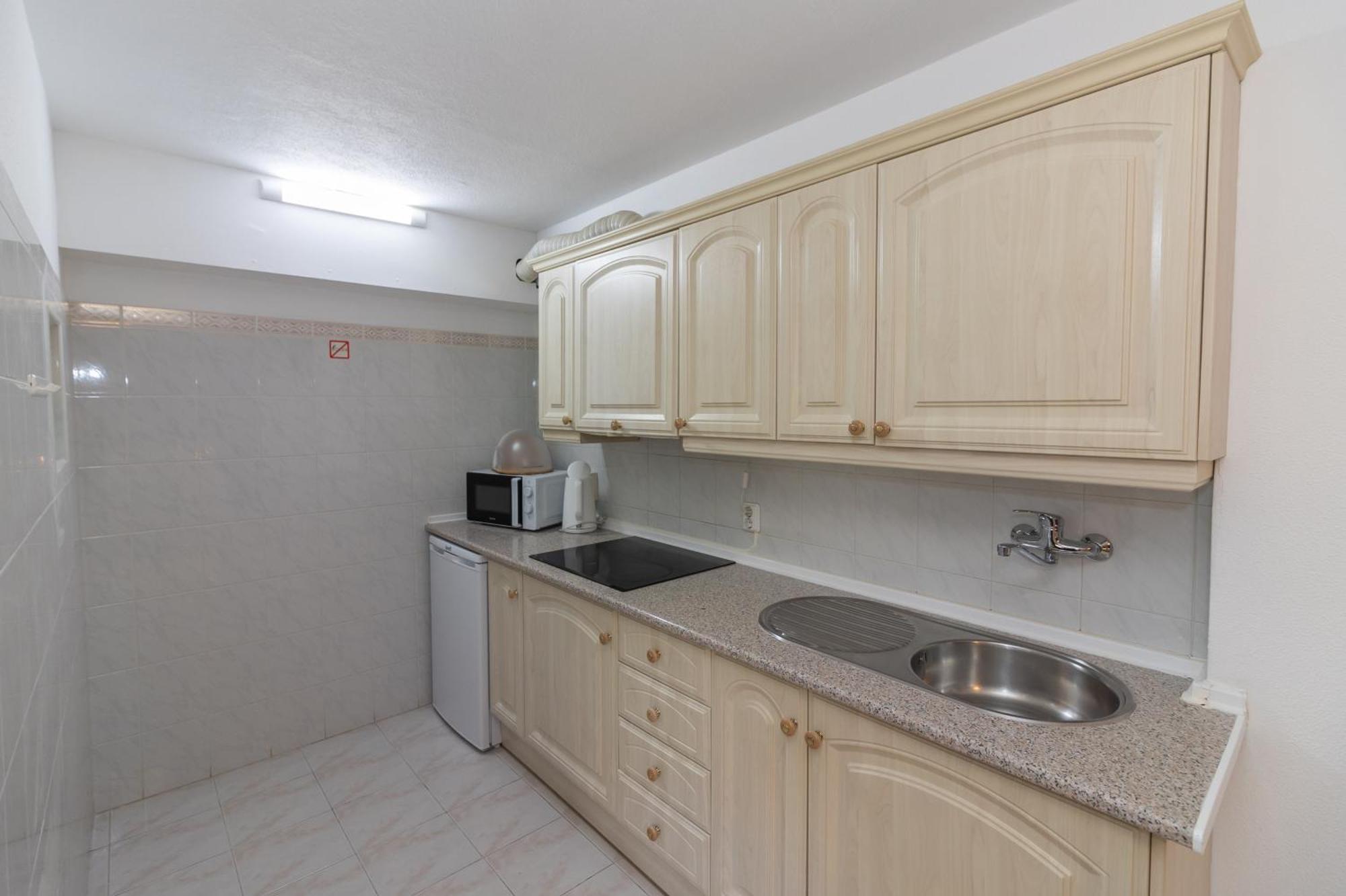 Bb Dona Ana Bed & Breakfast Lagos Exterior photo